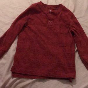 A long sleeve shirt